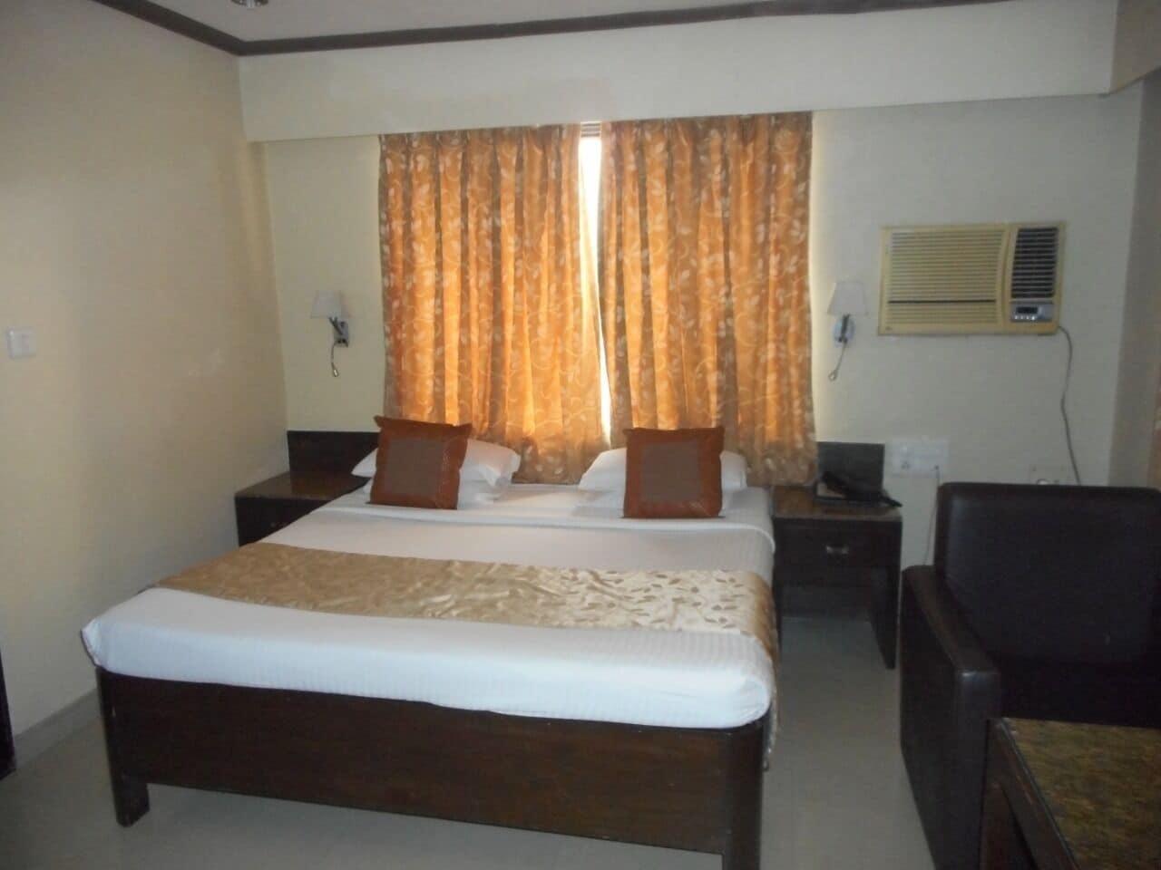 Kings International Juhu Hotel Mumbai Kültér fotó