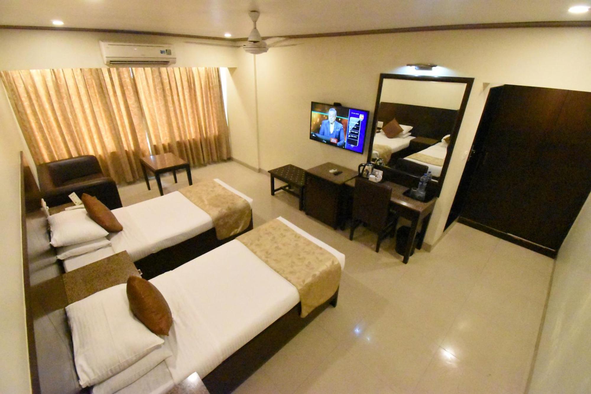 Kings International Juhu Hotel Mumbai Kültér fotó