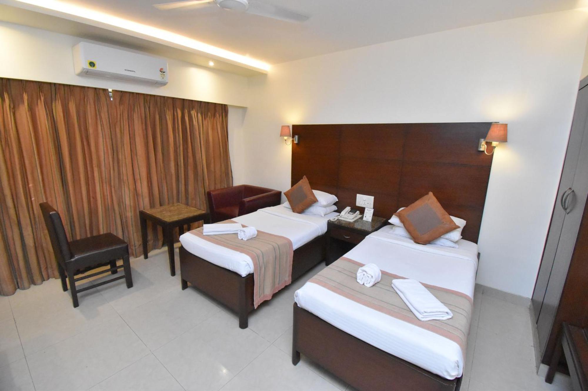 Kings International Juhu Hotel Mumbai Kültér fotó